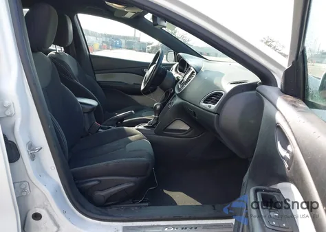 2016 Dodge Dart Sxt z USA, uszkodzony, nr VIN 1C3CDFBB3GD517769